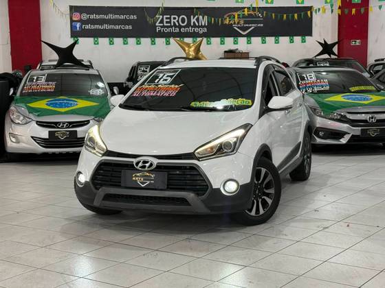 HYUNDAI HB20X 1.6 16V PREMIUM FLEX 4P AUTOMÁTICO HYUNDAI HB20X 1.6 16V PREMIUM FLEX 4P AUTOMÁTICO